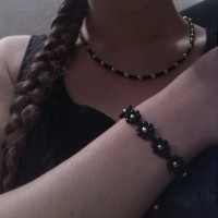 milý malý aj s náhrdelníkom width=200 height=200