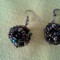 jednoduchá gulička width=200 height=200