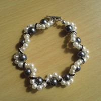 perlový had width=200 height=200